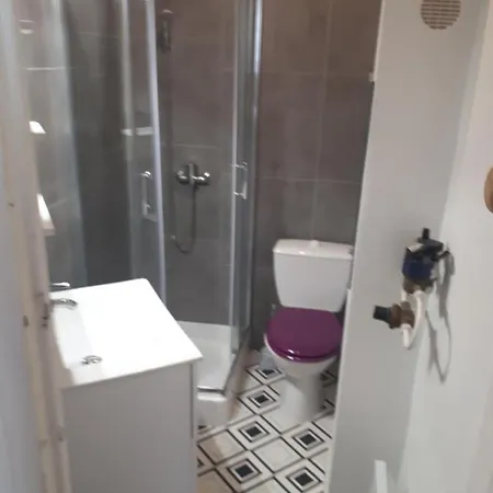 Апартаменты Rent4night Aigle